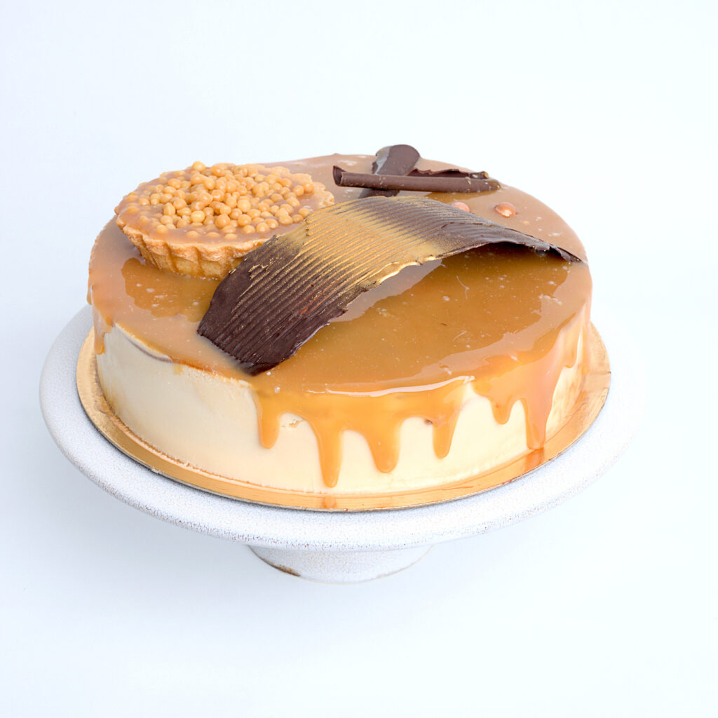 kerst ijstaart met heel veel caramel ijs